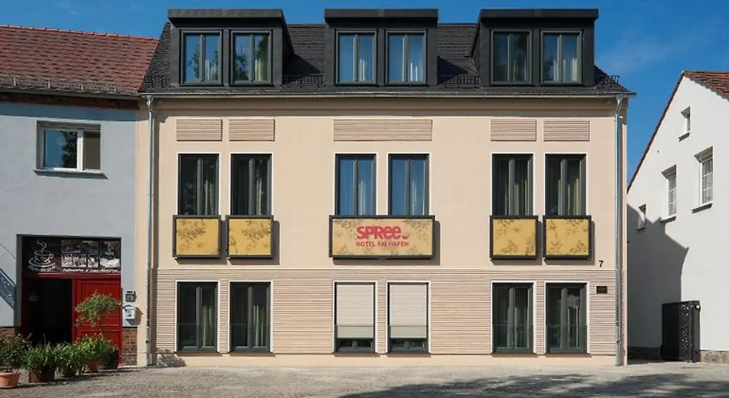 SPREE. Hotel am Hafen EXTERIOR