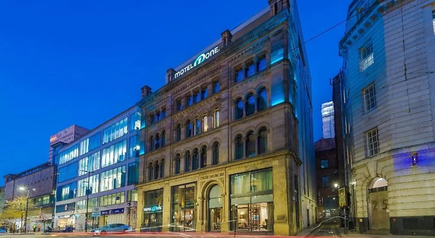 Motel One Manchester-Royal Exchange EXTERIOR
