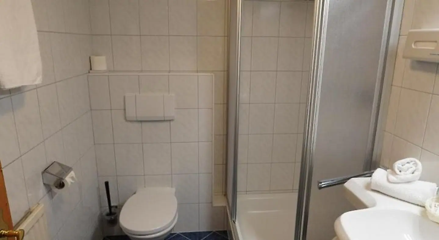 Möderle Badezimmer