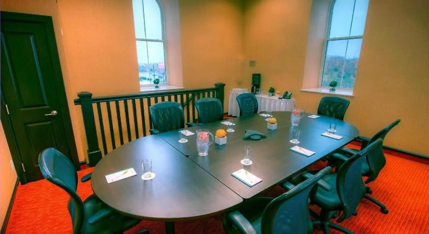 Courtyard by Marriott Waterloo St. Jacobs Konferenz