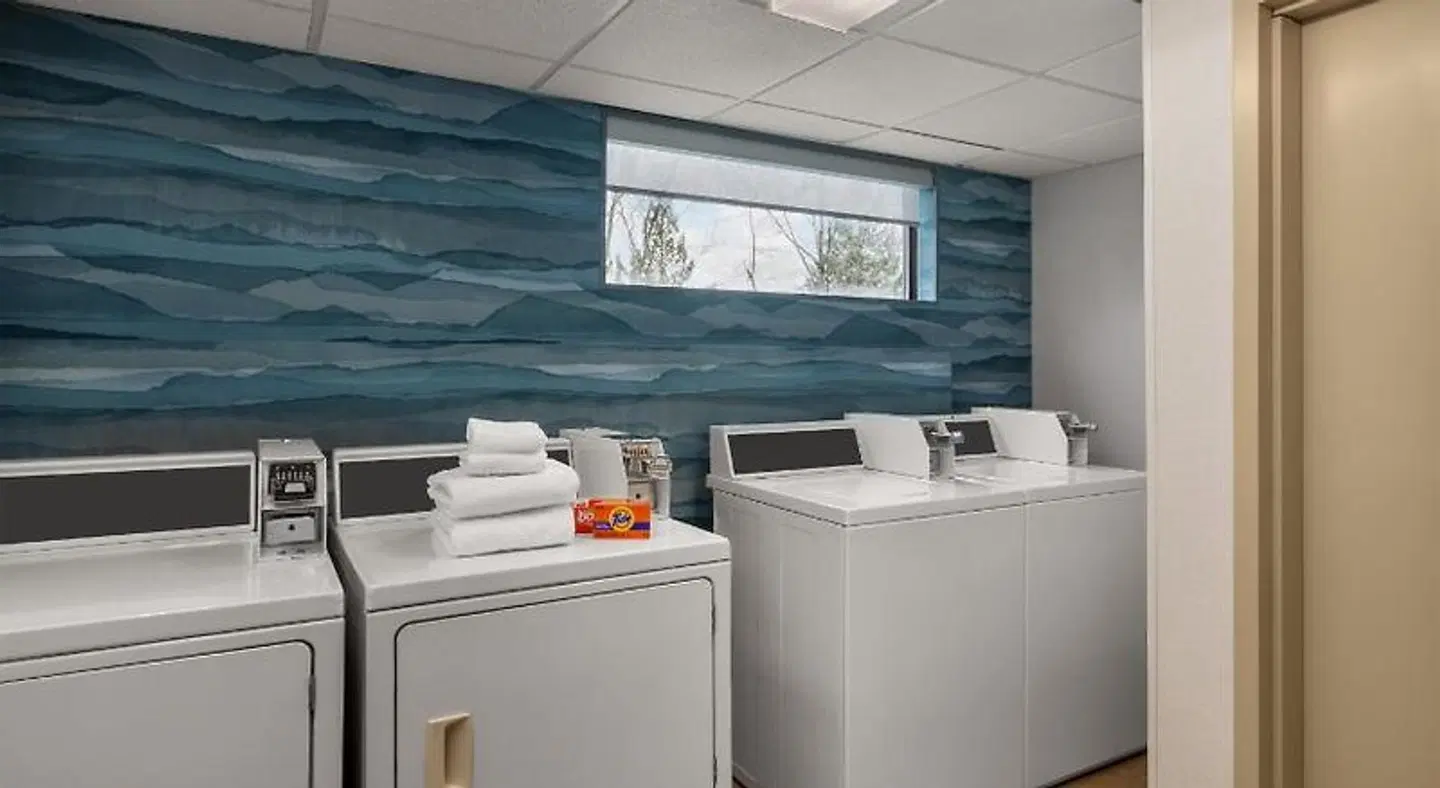 Hampton Inn & Suites by Hilton Langley-Surrey HEALTH_BEAUTY