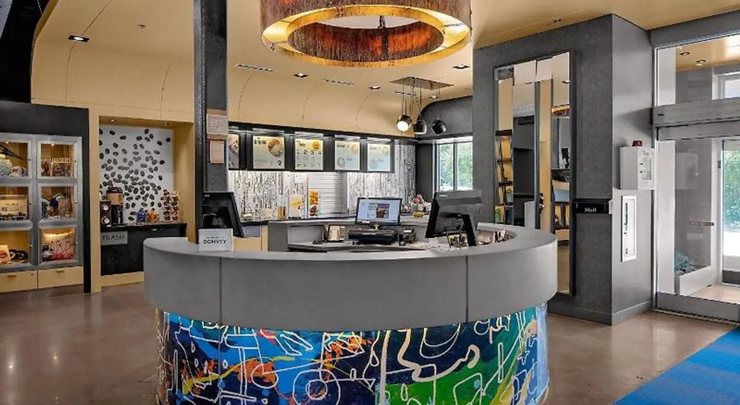Aloft Chapel Hill Bar