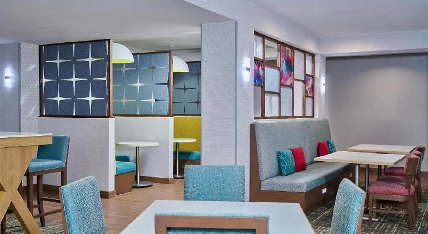 Hampton Inn Anchorage LOUNGE_LOBBY
