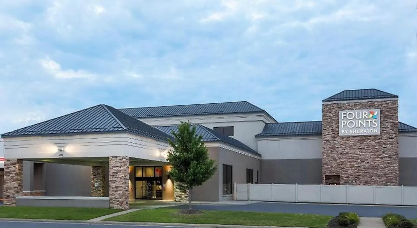Four Points by Sheraton Bentonville EXTERIOR