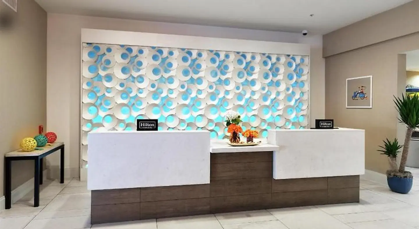 DoubleTree by Hilton Galveston Beach LOUNGE_LOBBY