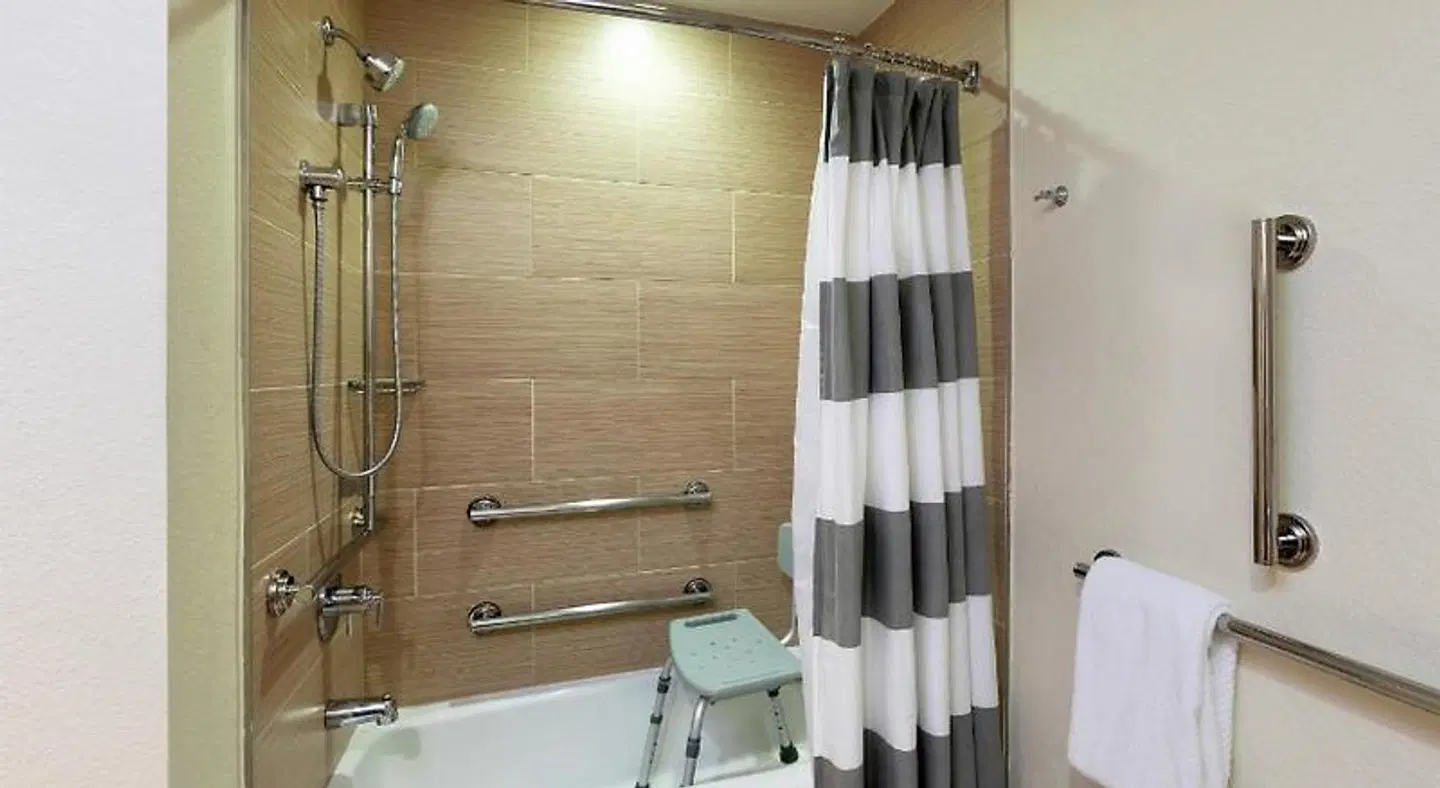 DoubleTree by Hilton Galveston Beach Badezimmer