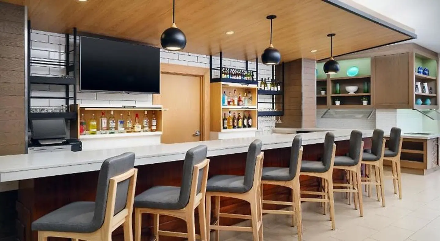 Hyatt House Atlanta/Downtown Bar