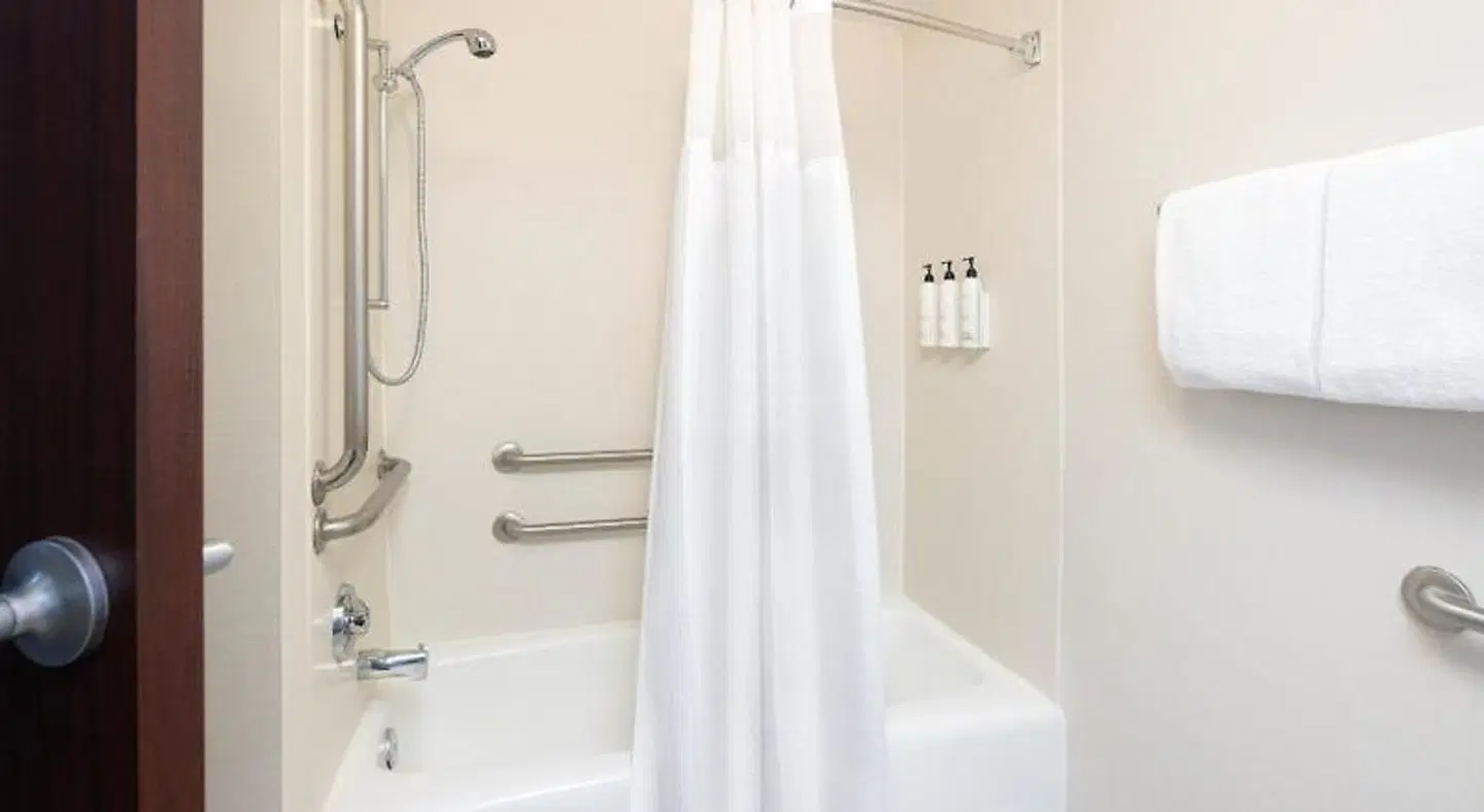 Fairfield by Marriott Inn & Suites Jacksonville Airport Badezimmer