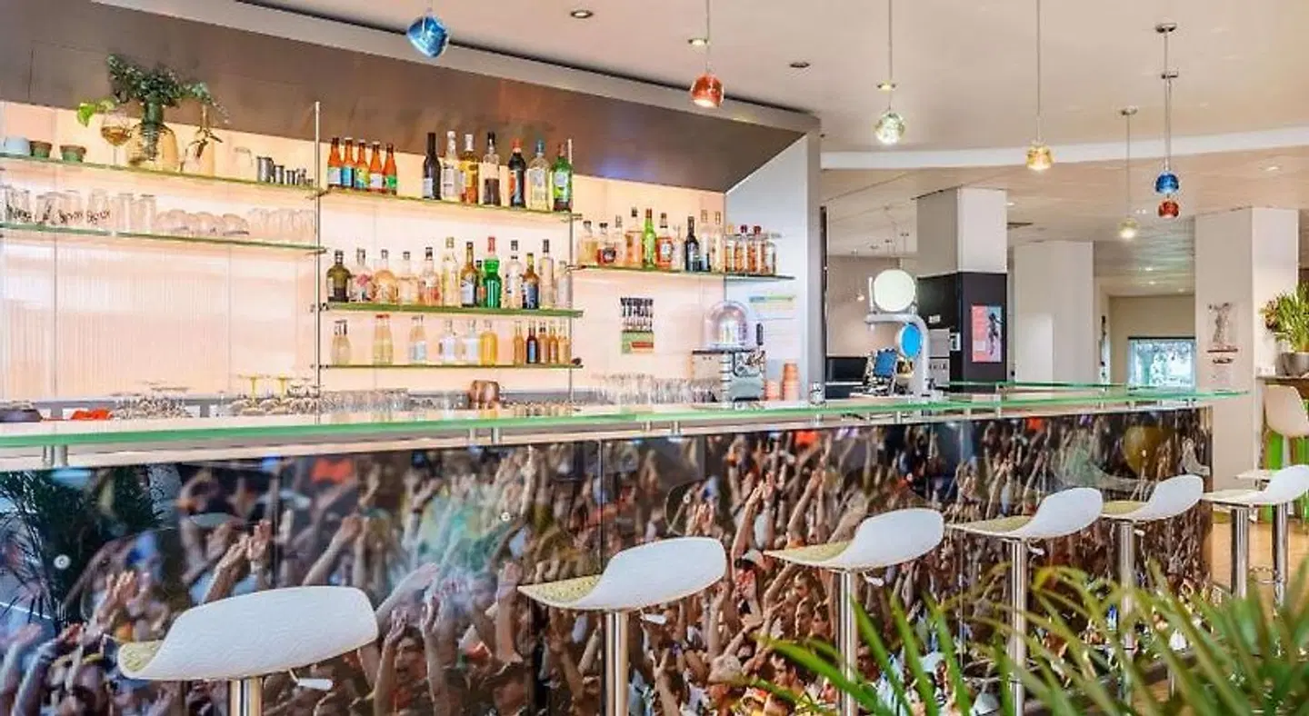 ibis Styles Strasbourg Stade de la Meinau Bar
