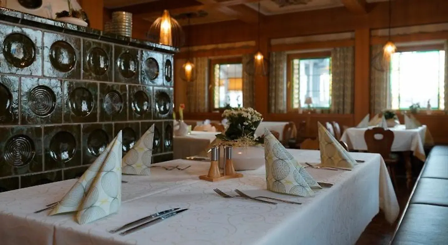 Zum Burgwirt LOUNGE_LOBBY