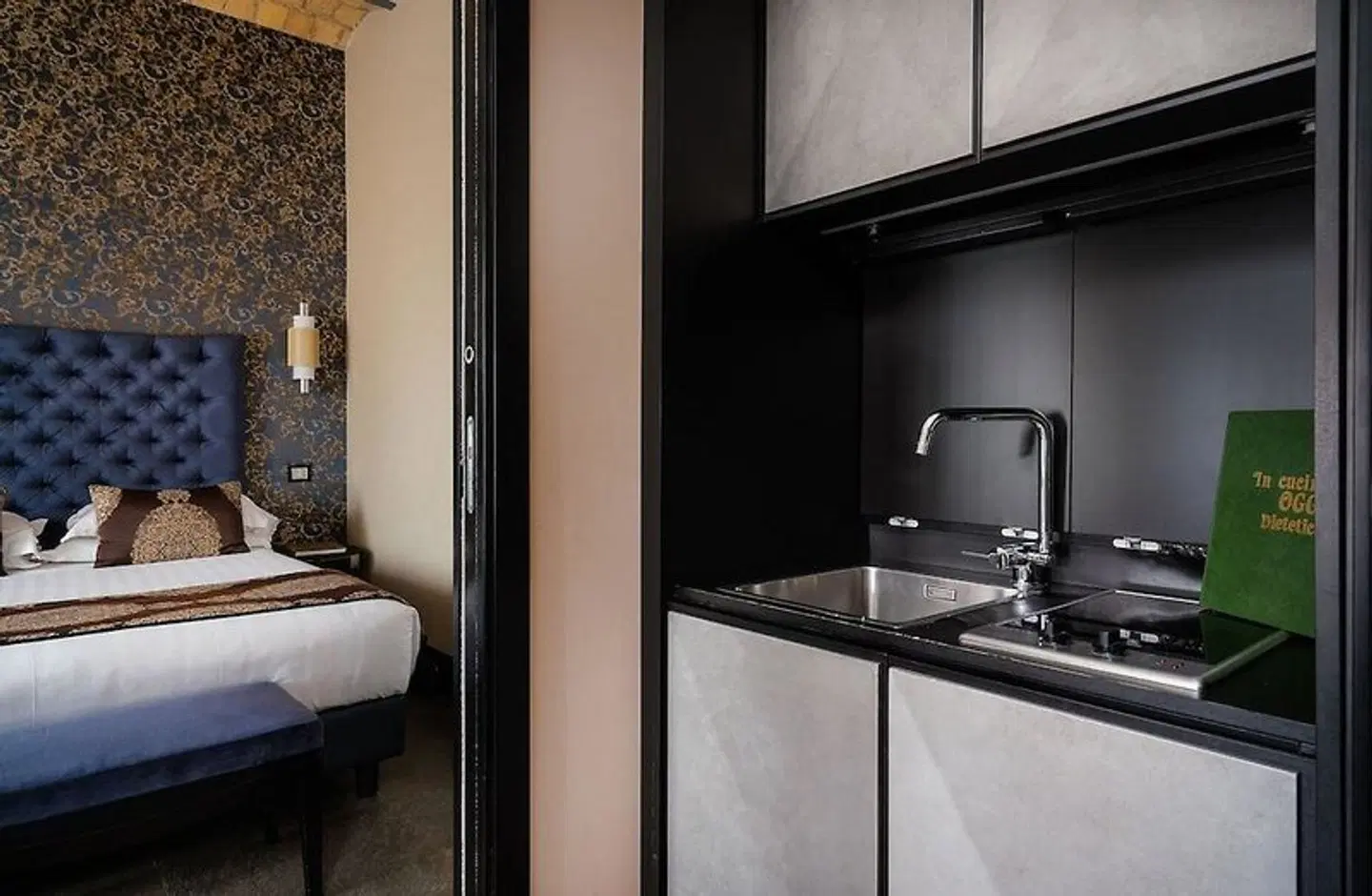 Unica Suites Rasella ROOM_EXAMPLE