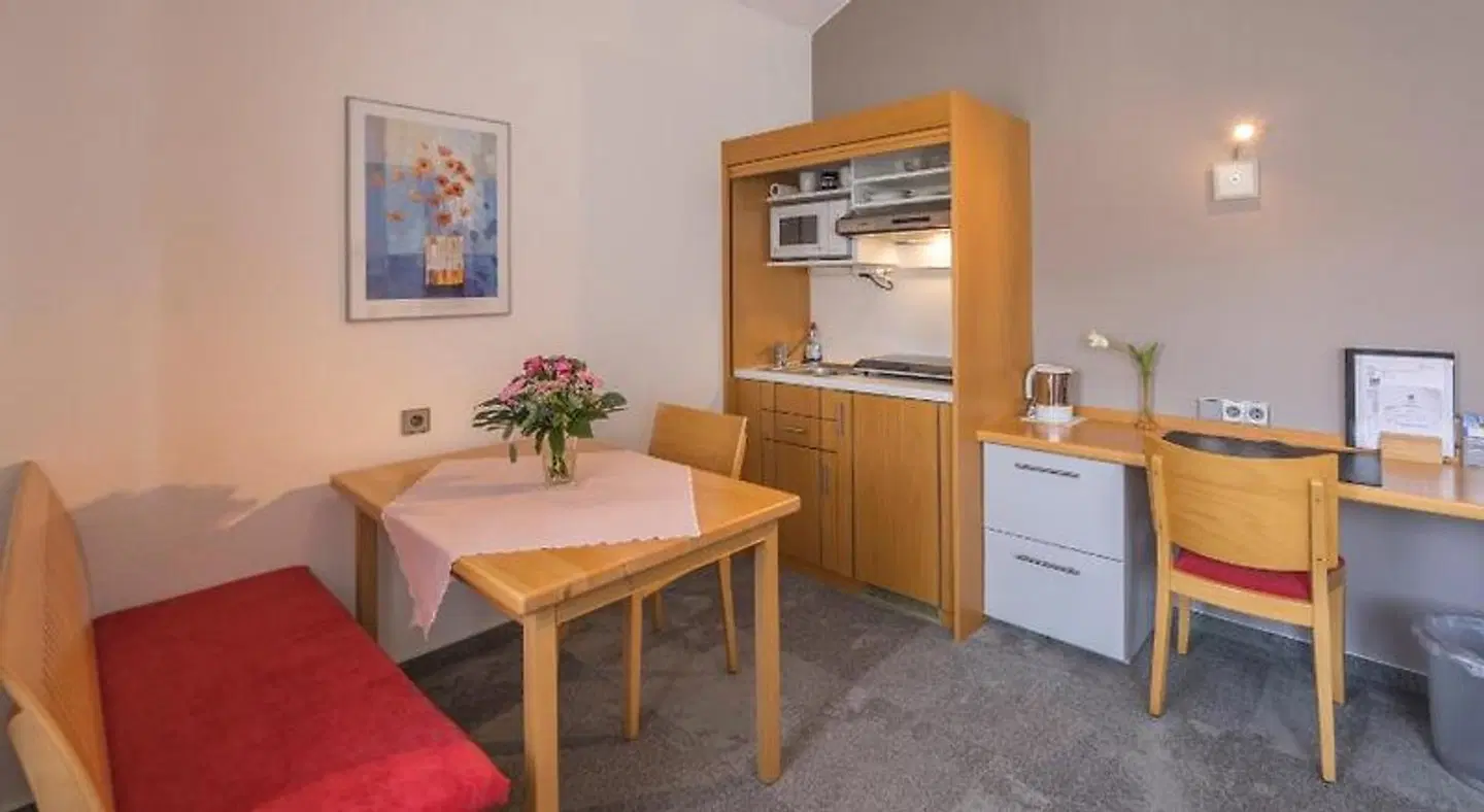 Krone ROOM_EXAMPLE