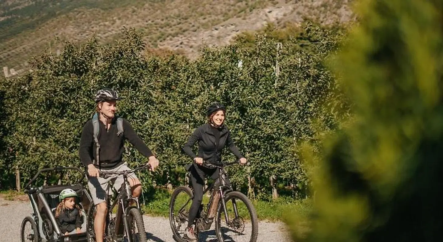 Paradies SPORTS_AND_LEISURE