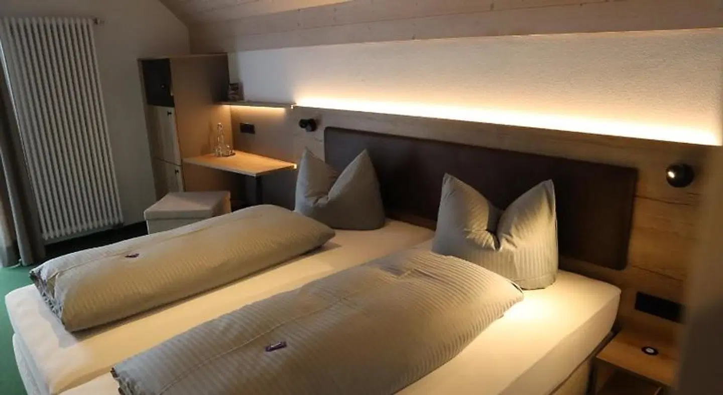Gasthof zur Brucke ROOM_EXAMPLE