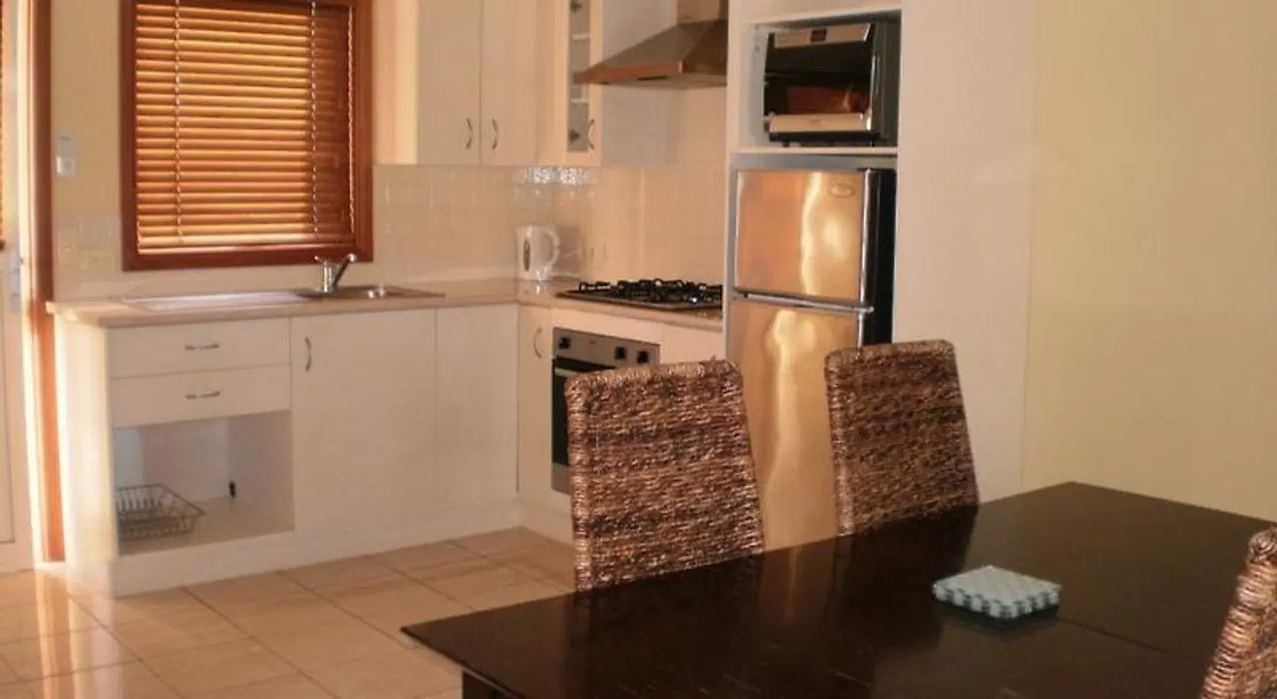 Best Western Colonial Village Motel ROOM_EXAMPLE