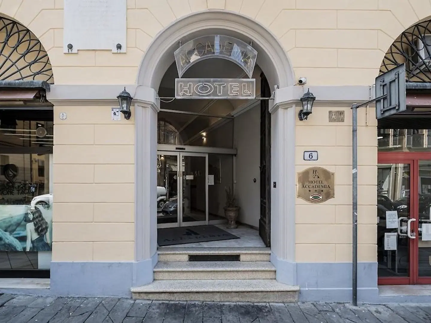 Hotel Accademia EXTERIOR