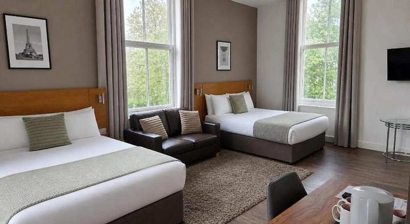 park hotel and apartments ROOM_EXAMPLE