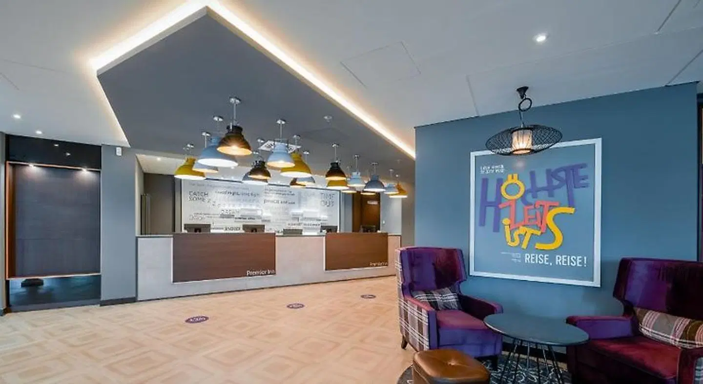 Premier Inn  Stuttgart City Europaviertel Bar