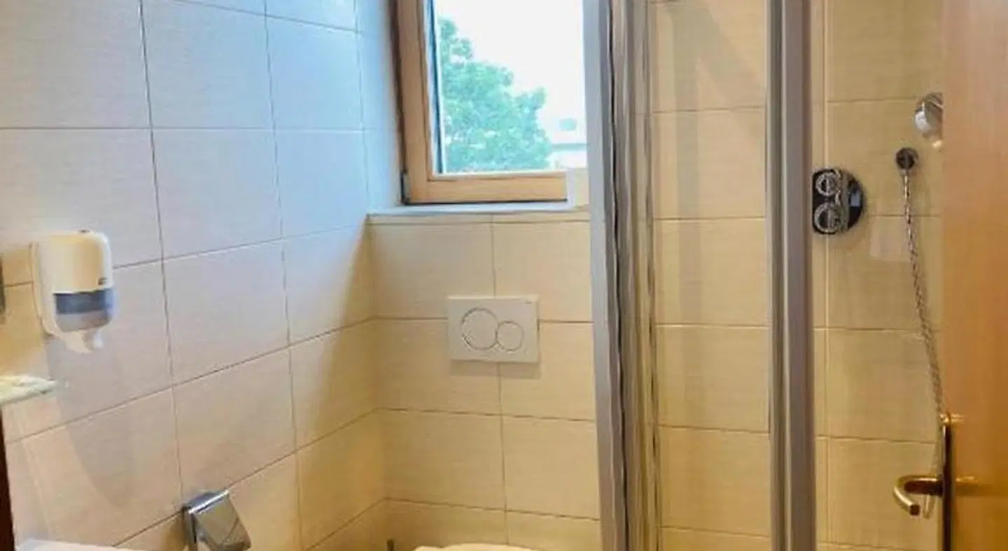 Hotel Charlotte Badezimmer