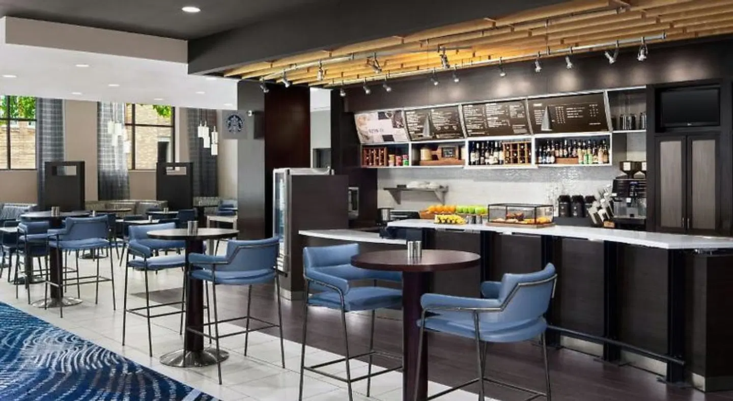 Courtyard by Marriott Wilmington Downtown/Historic District Bar