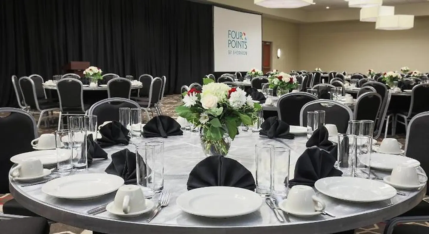 Four Points by Sheraton Bentonville Konferenz