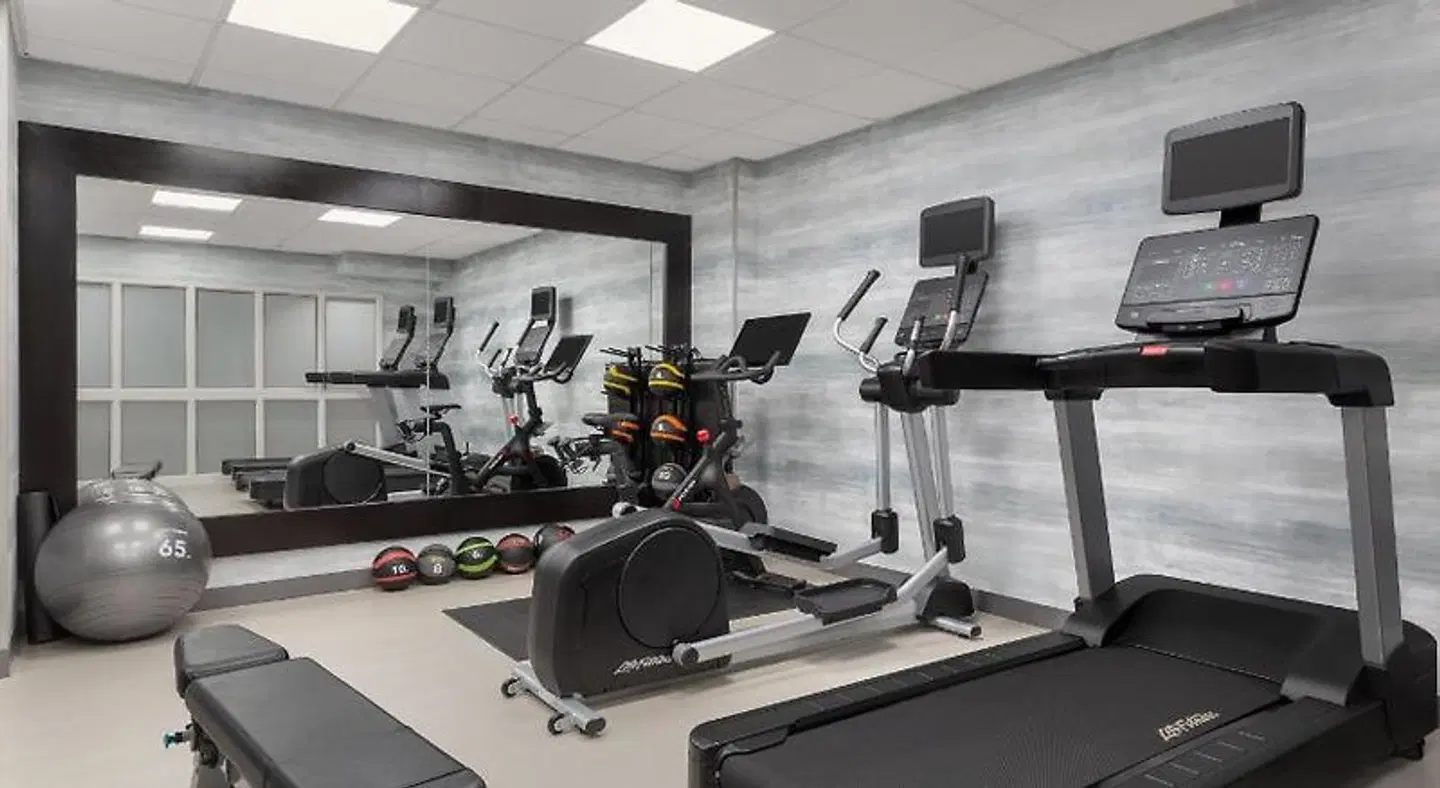 Homewood Suites by Hilton Burlington SPORTS_AND_LEISURE