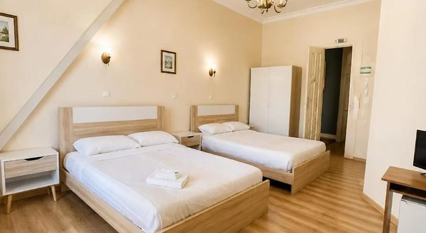 Central Guest House ROOM_EXAMPLE