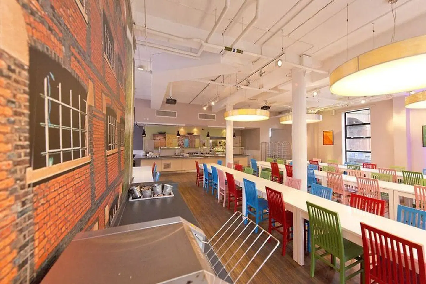 YHA Manchester Bar