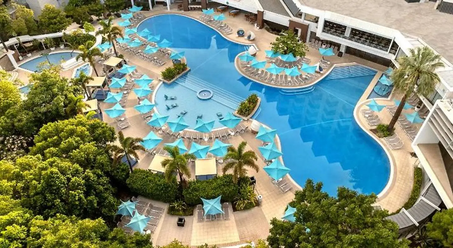 Crown Metropol Perth OUTDOOR_POOL