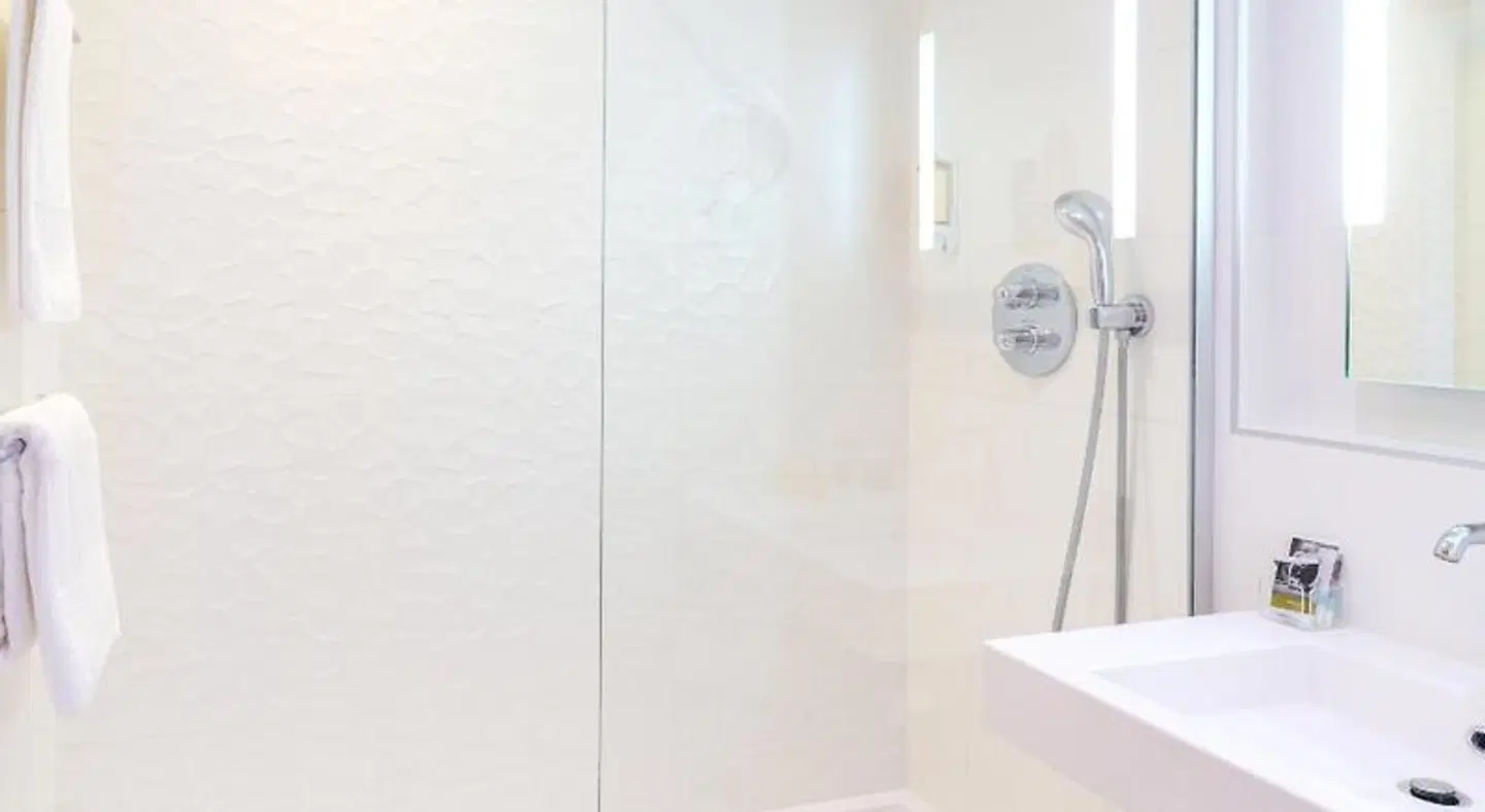 Mercure Marseille Centre Prado Hotel Vélodrome Badezimmer