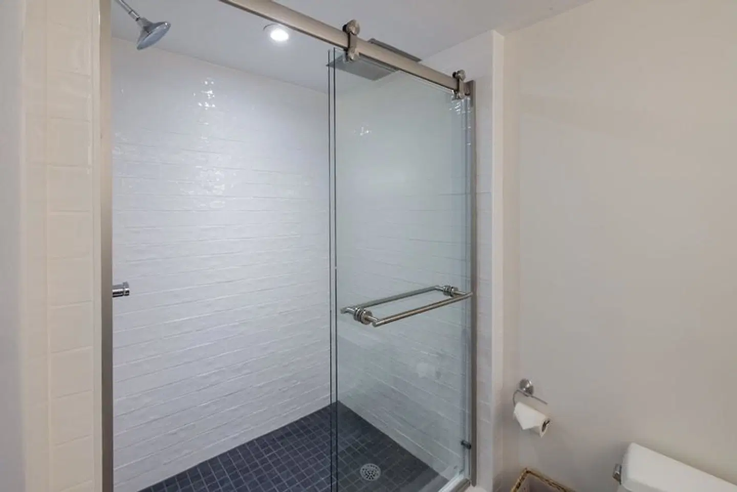 Regency on Beachwalk Waikiki by Outrigger Badezimmer