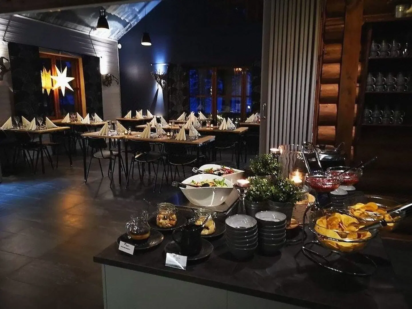 Arctic Fox Igloos Restaurant