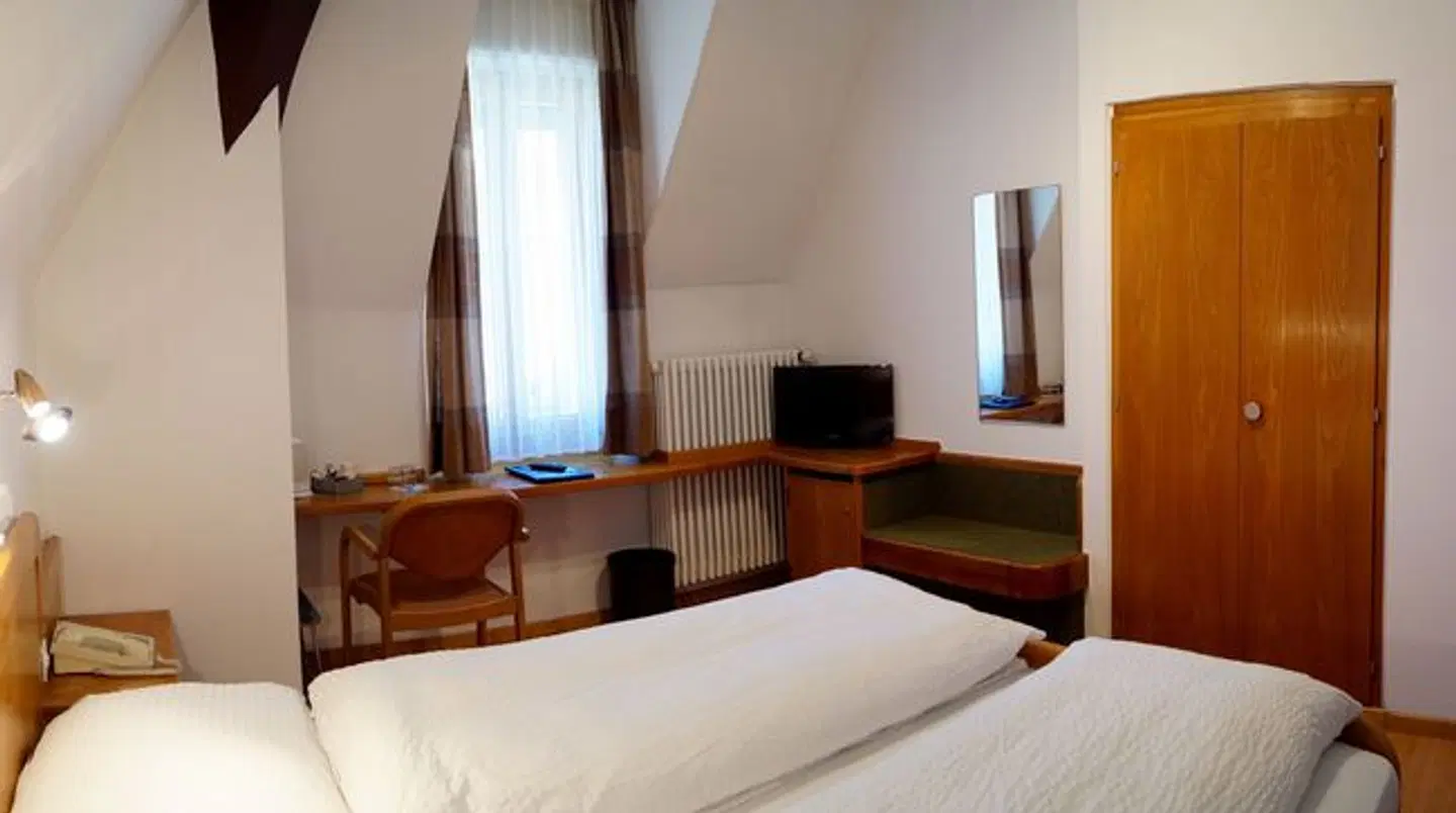 Victoria ROOM_EXAMPLE