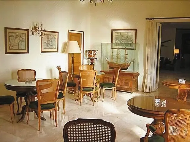 Hotel Roger De Flor By Seleqtta ROOM_EXAMPLE