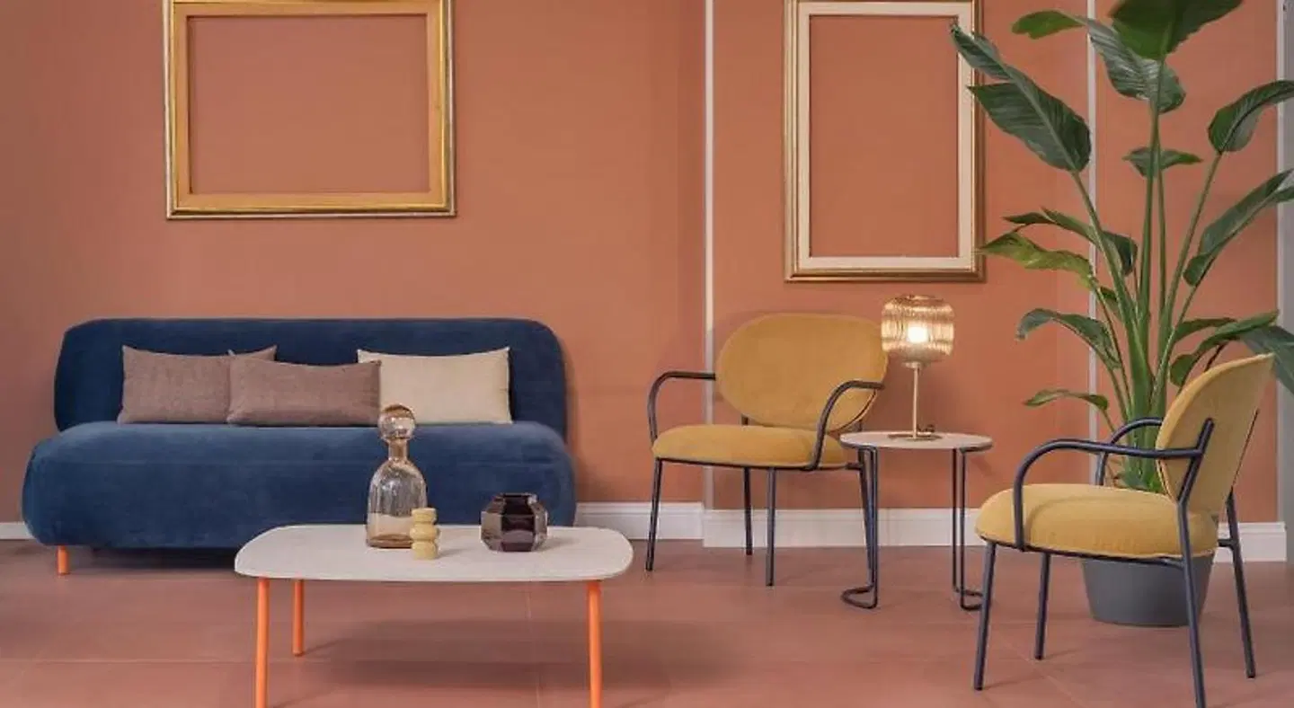 First LOUNGE_LOBBY