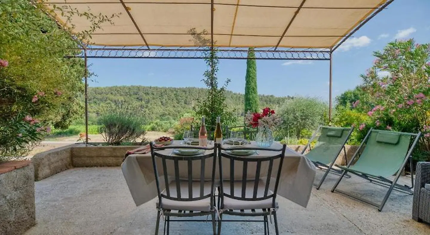 Château La Villatade Terrasse