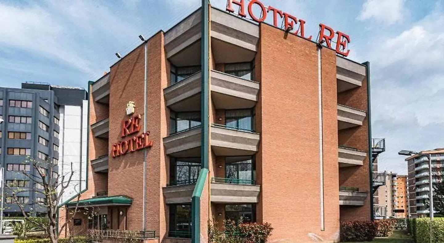 SMARTHOTEL Re EXTERIOR