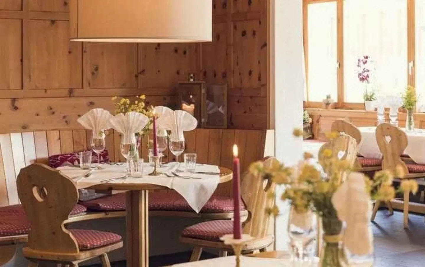 Hostel by Randolins Restaurant