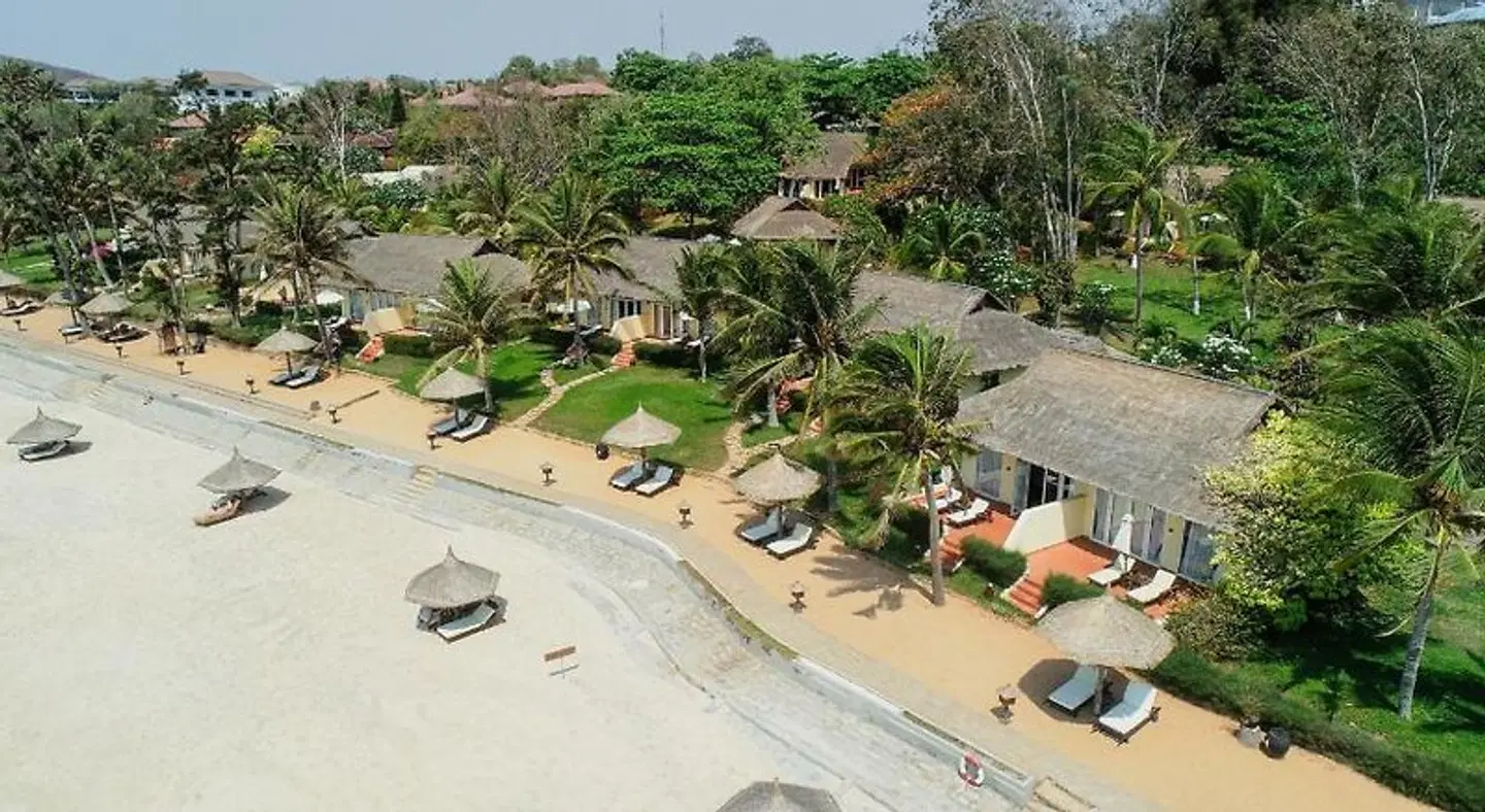 Victoria Phan Thiet Beach Resort & Spa Strand