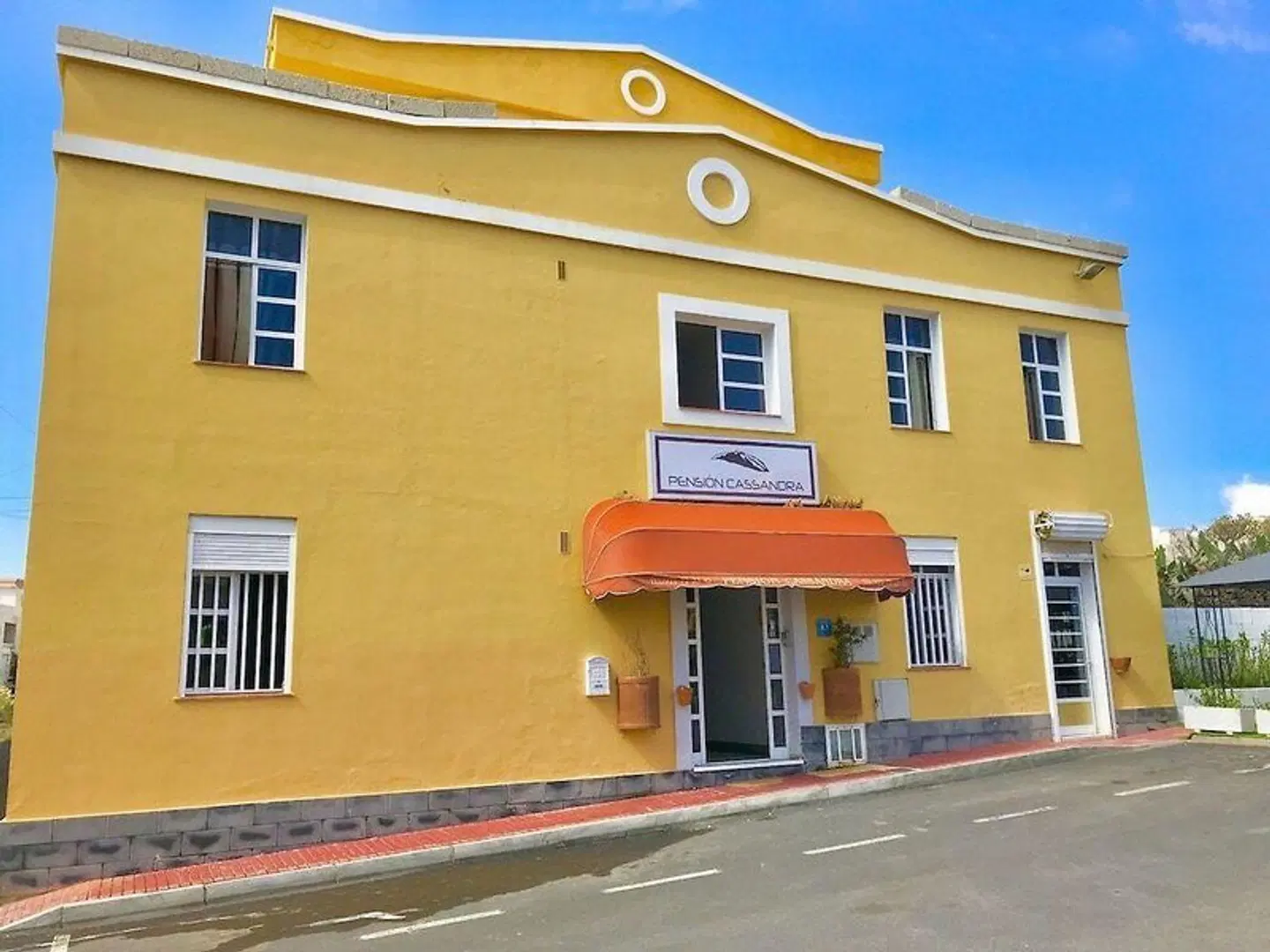 Pensión Cassandra EXTERIOR