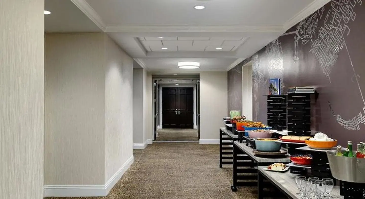 Courtyard by Marriott Charleston Historic District HEALTH_BEAUTY