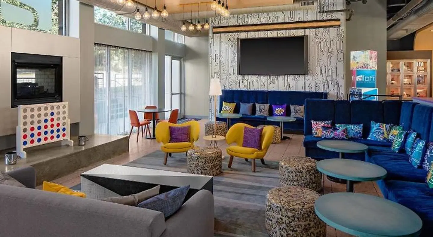 Aloft by Marriott Chapel Hill LOUNGE_LOBBY
