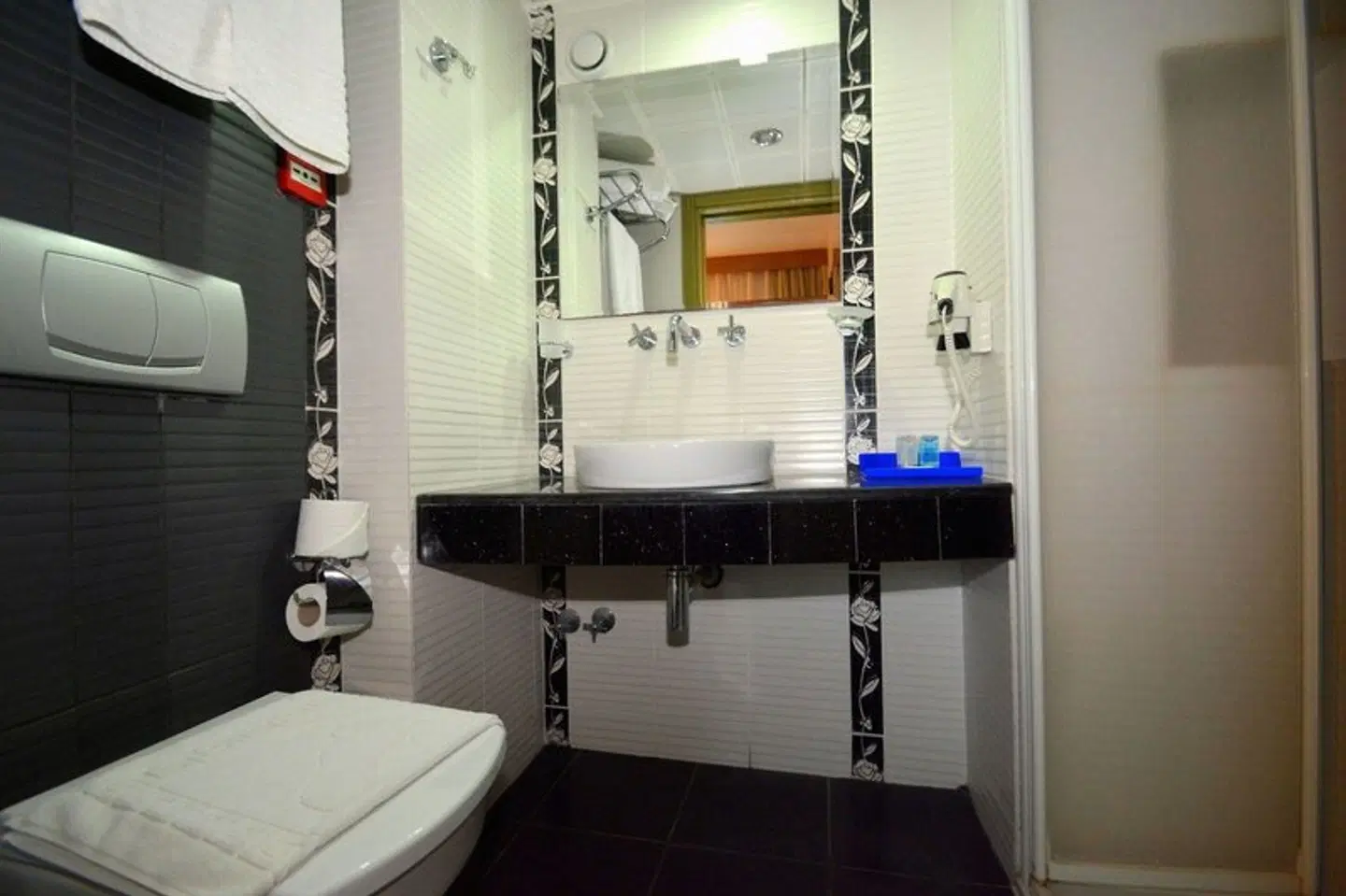 Istankoy Hotel Badezimmer