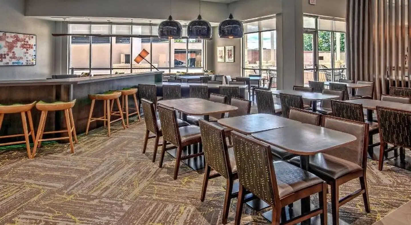 SpringHill Suites by Marriott Nashville Brentwood Bar