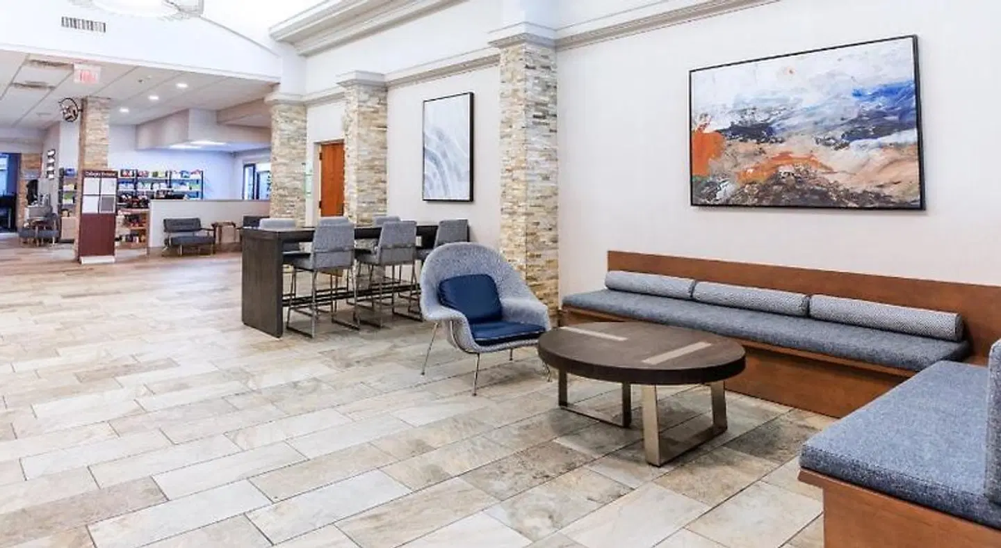 Holiday Inn Sioux Falls-City Centre by IHG LOUNGE_LOBBY