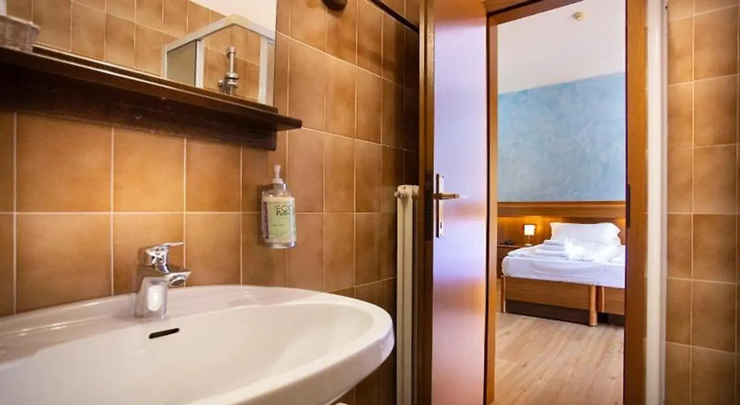 SunLake Hotel Badezimmer