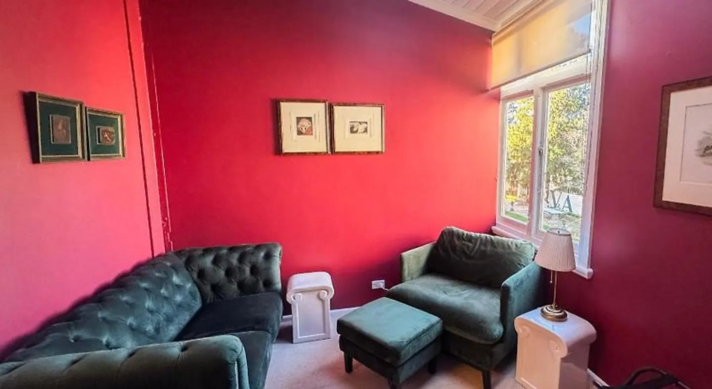 Victoria & Albert Guesthouse ROOM_EXAMPLE
