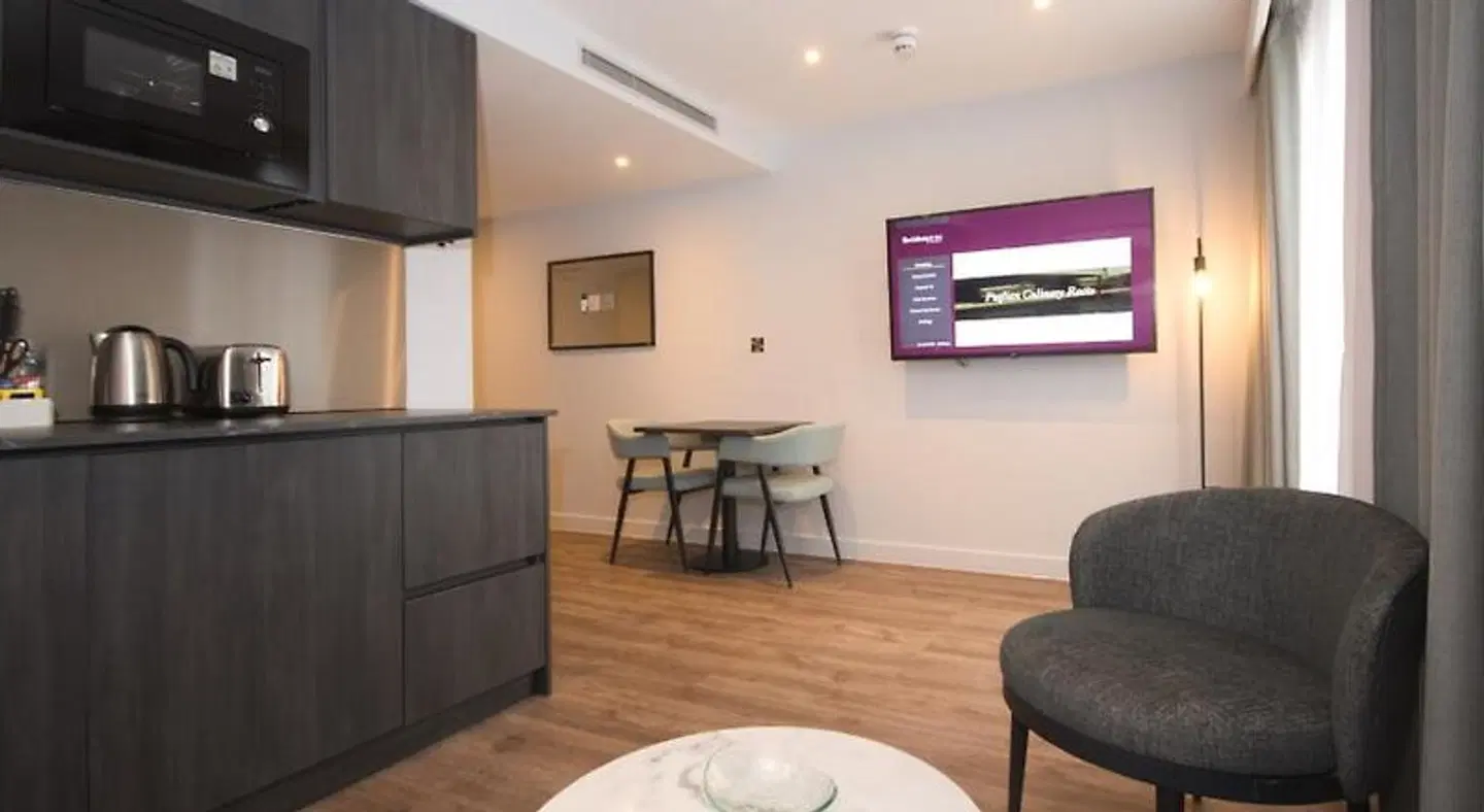 Residence Inn Manchester Piccadilly HEALTH_BEAUTY