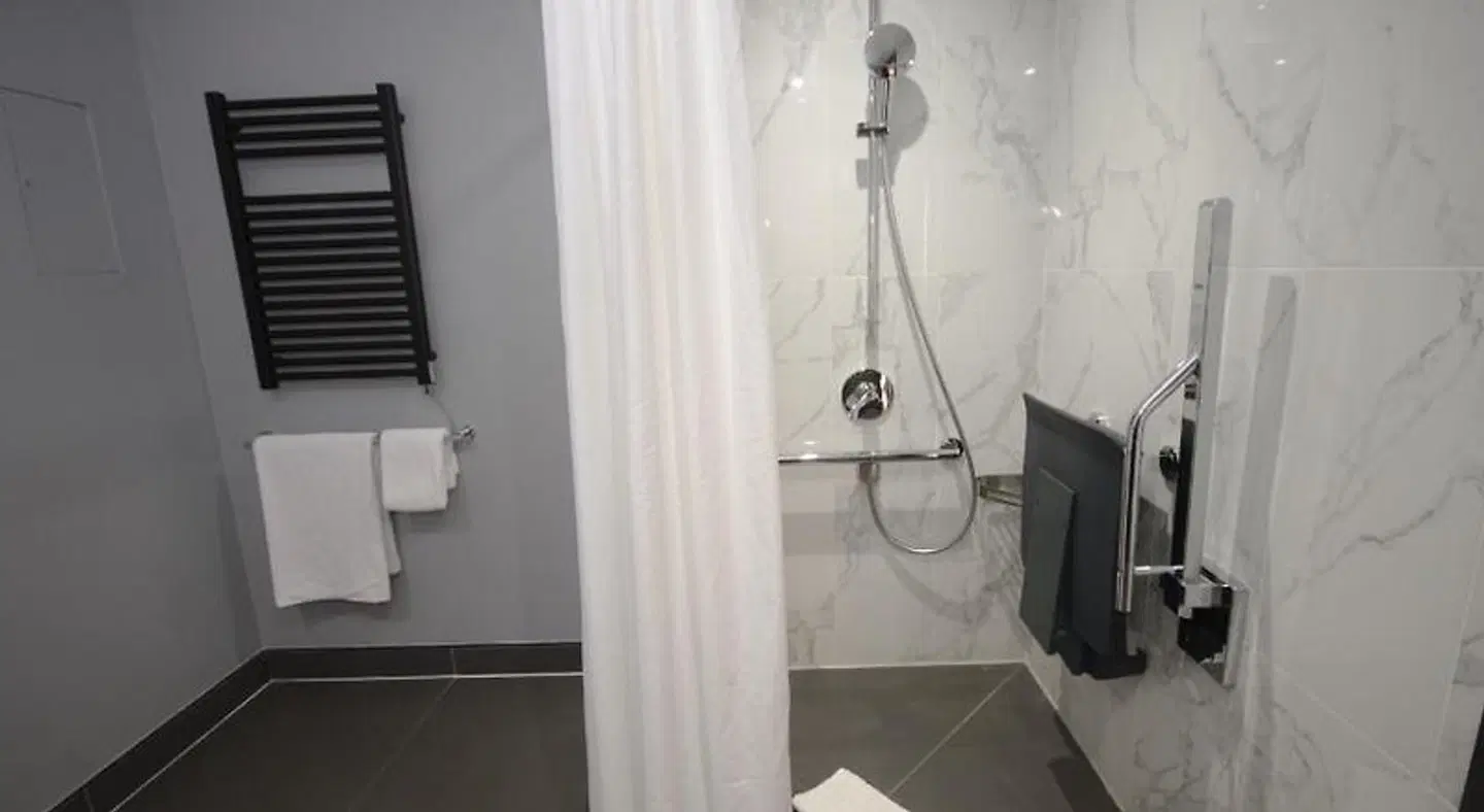 Residence Inn Manchester Piccadilly Badezimmer