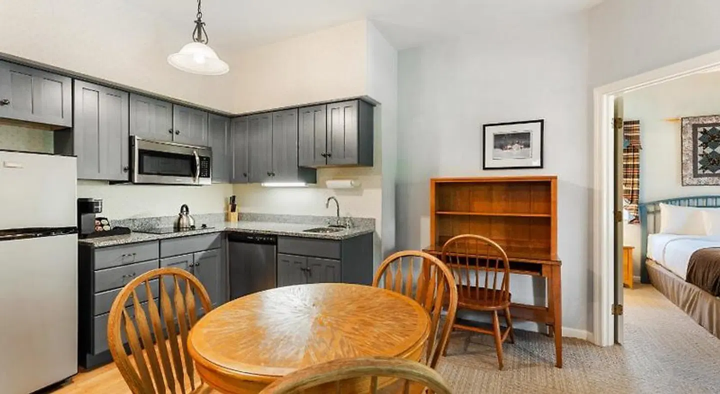 The Essex, Vermont's Culinary Resort and Spa ROOM_EXAMPLE